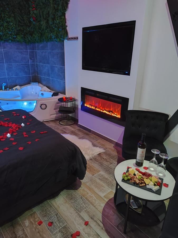 Loveroomxspa Appartement Bourg-Saint-Christophe