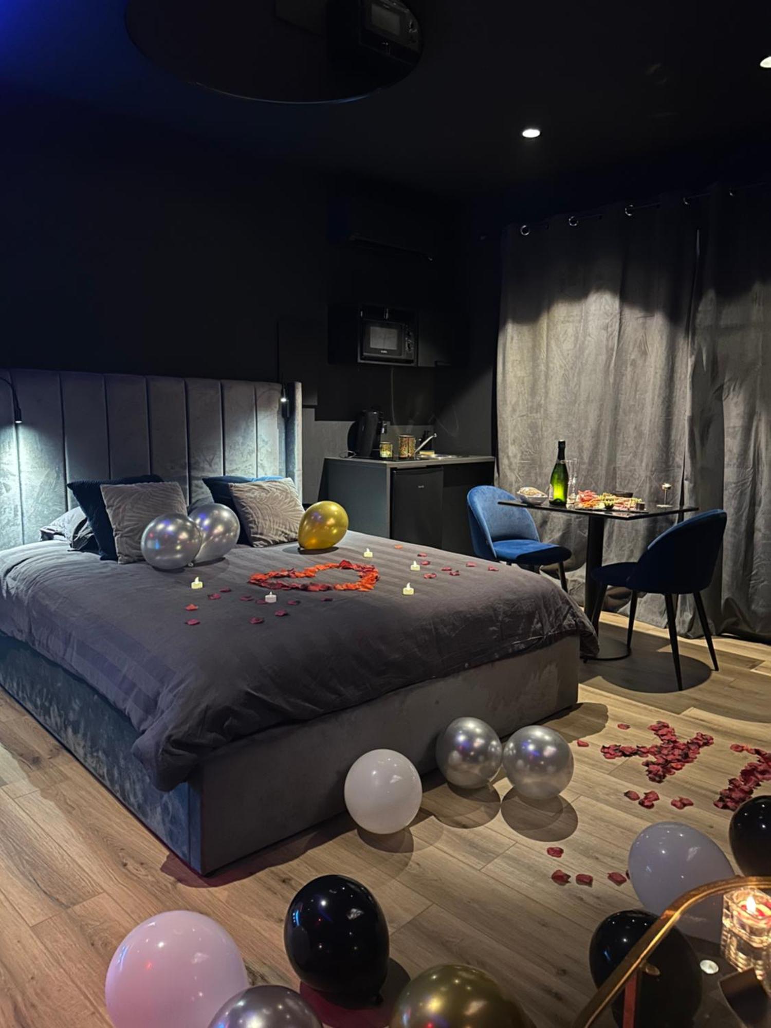 Appartement Loveroomxspa Bourg-Saint-Christophe